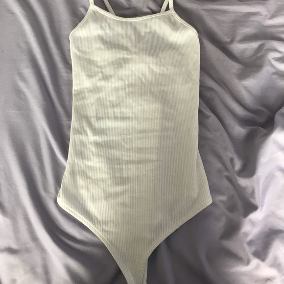 Active USA - White Criss Cross Back bodysuit - Picture 3 of 5